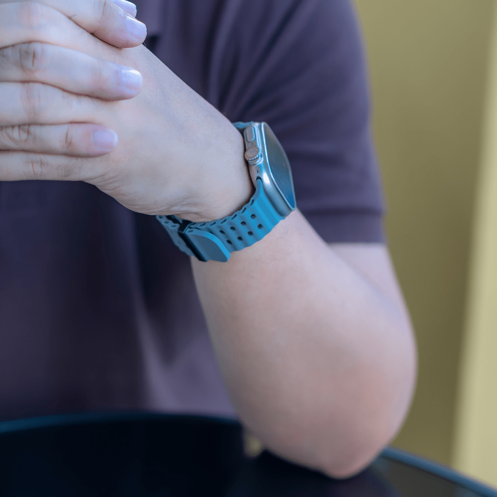 Bellus Silicone Sports Band - Astra Straps