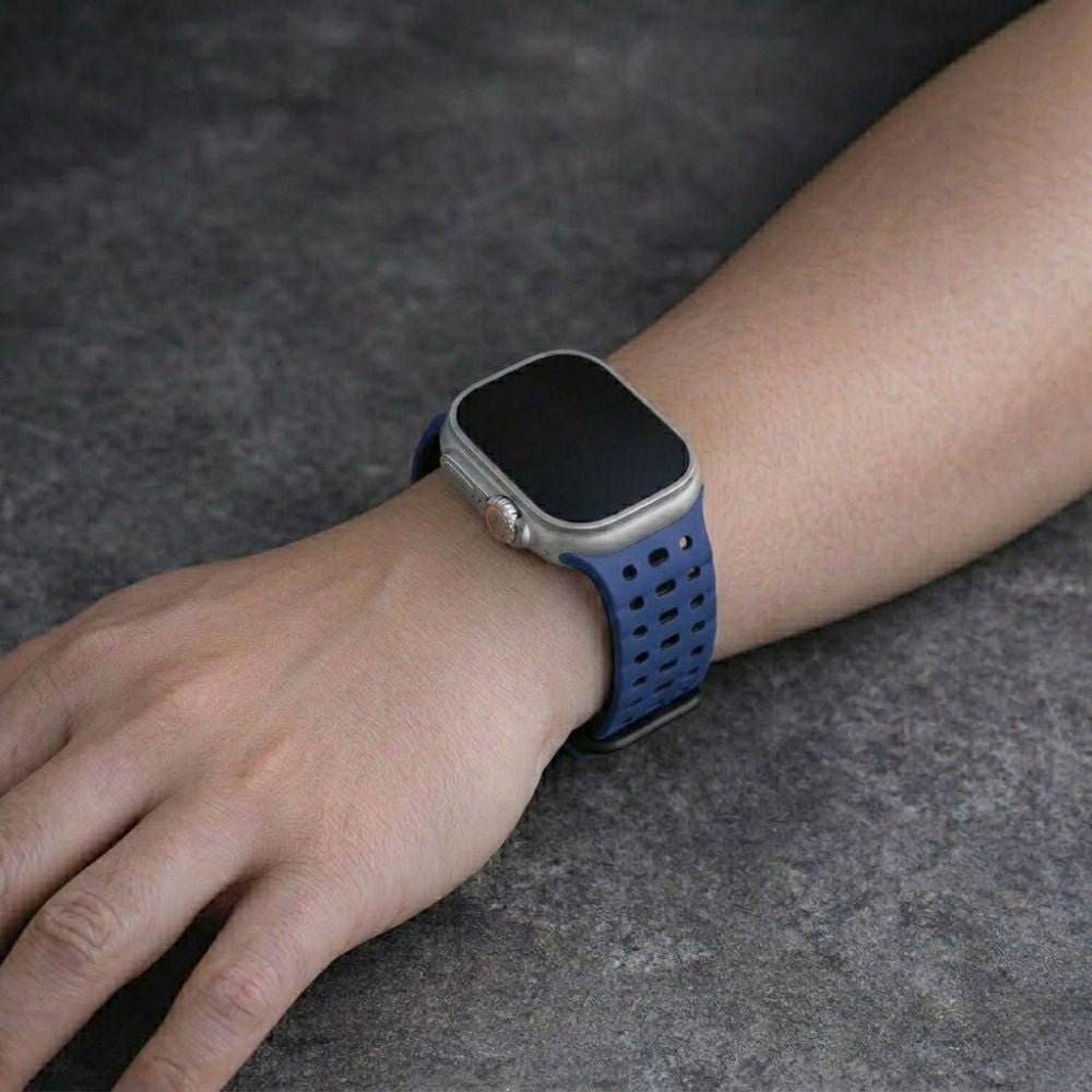 Vere Magnetic Silicone Band - Astra Straps
